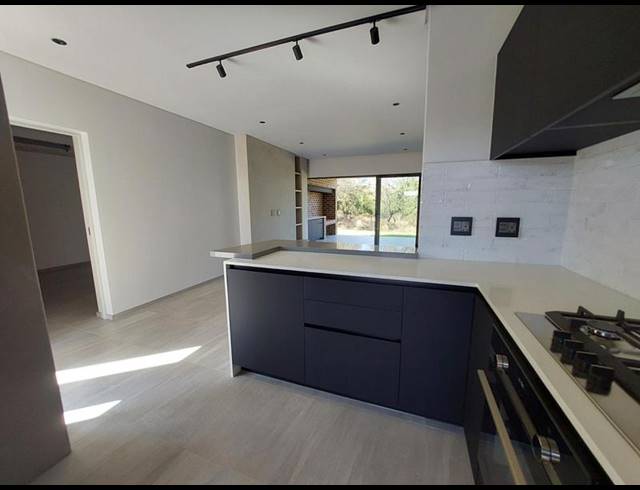 2 BEDROOM HOUSE FOR SALE IN SABLE HILLS